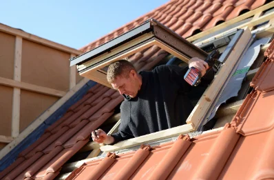 Pose de fenêtres de toit Velux à Grosbreuil